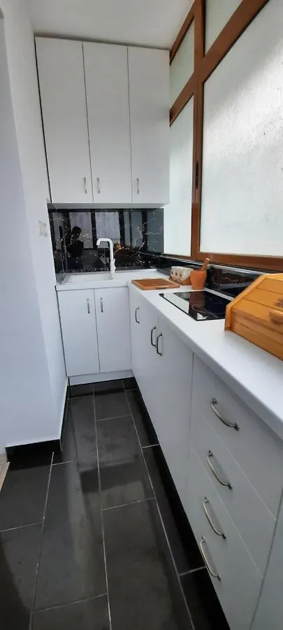 Appartement Apartament Clara Përmet 0*,